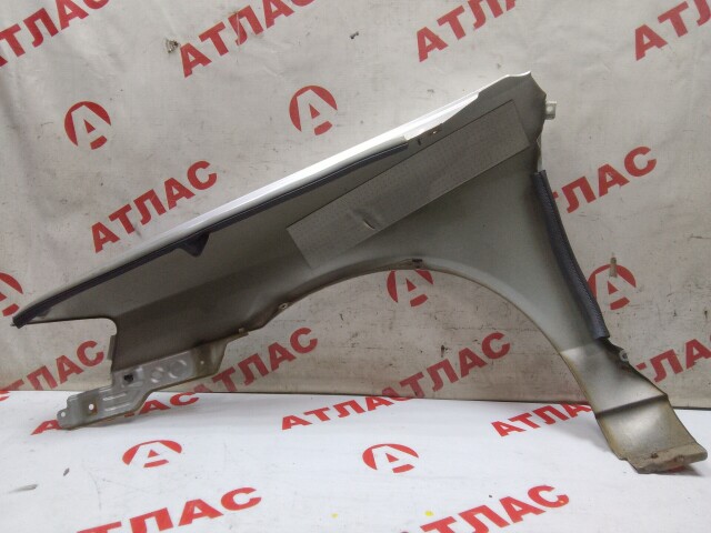Крыло NISSAN Wingroad 