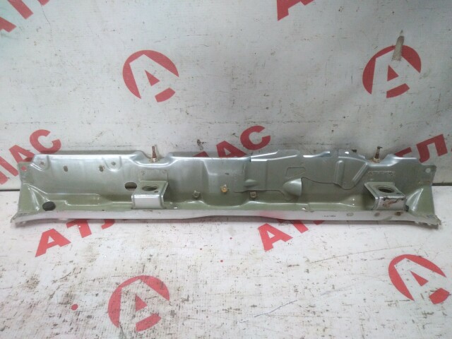 Телевизор TOYOTA Ist 