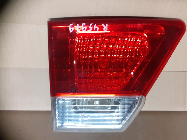 Вставка багажника HONDA Airwave 
