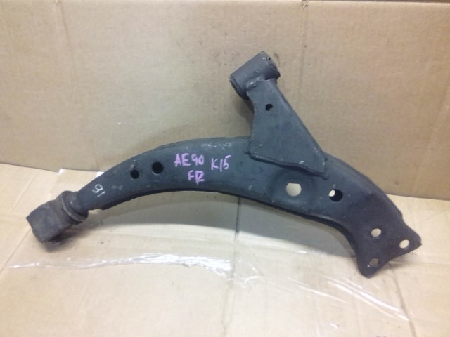 Рычаг TOYOTA Corolla 