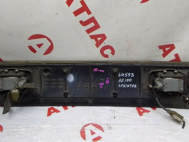 Вставка багажника TOYOTA Sprinter 