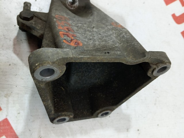 Кронштейн подушки ДВС AUDI A6 ACK