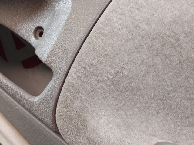 Обшивка двери TOYOTA Platz 