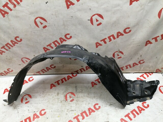 Подкрылок NISSAN Primera 