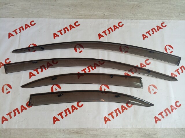 Ветровик MITSUBISHI Galant Fortis 