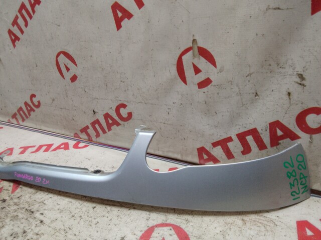 Планка под фару TOYOTA FunCargo 