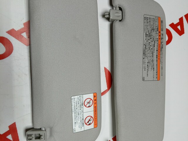 Козырёк TOYOTA Vitz 