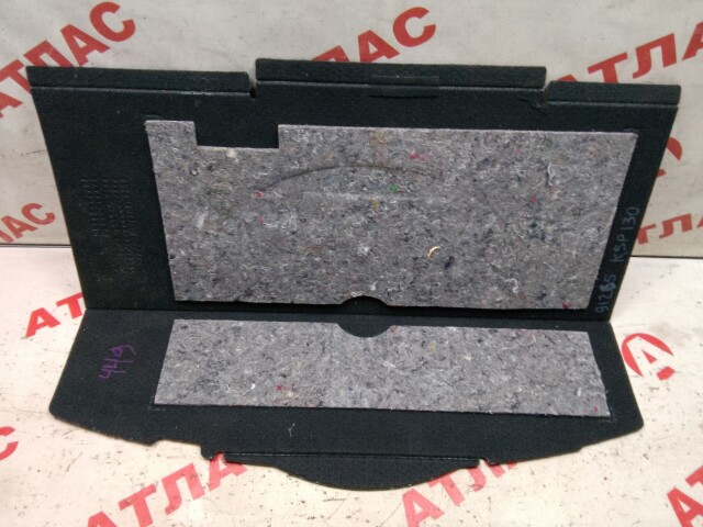 Обшивка багажника TOYOTA Vitz 