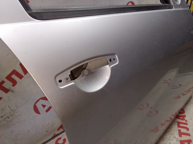 Дверь RENAULT Duster 