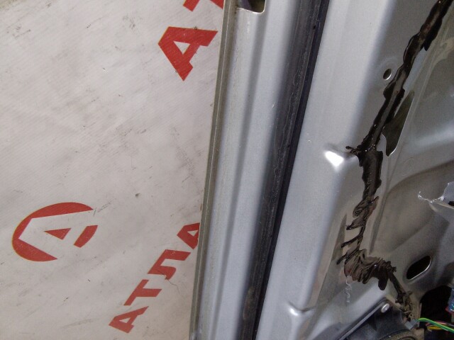 Дверь TOYOTA Avensis 