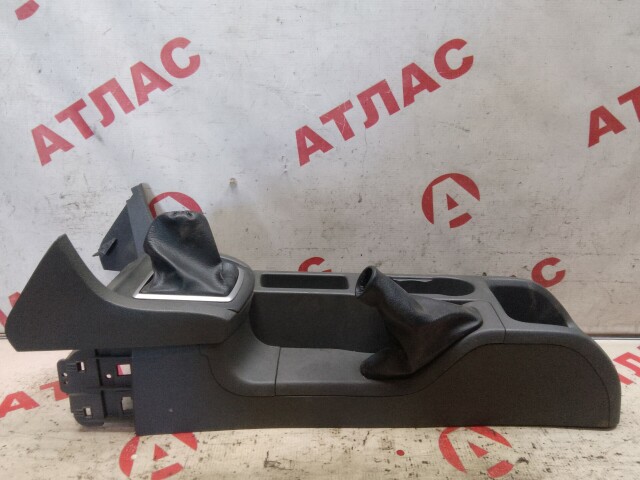 Консоль между сиденьями FORD Focus II 