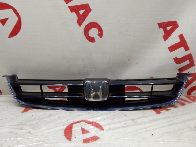 Решетка радиатора HONDA Accord 