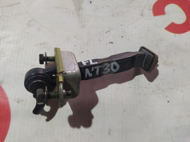 Ограничитель двери NISSAN X-Trail 