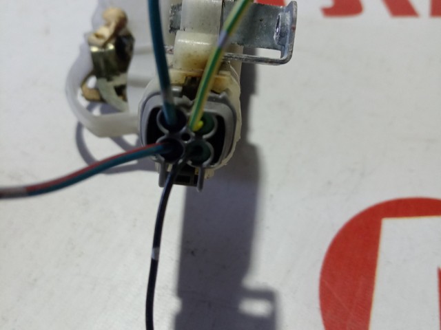 Замок двери NISSAN Sunny 