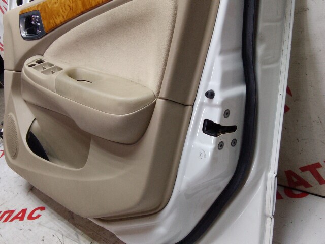 Дверь NISSAN Bluebird Sylphy 