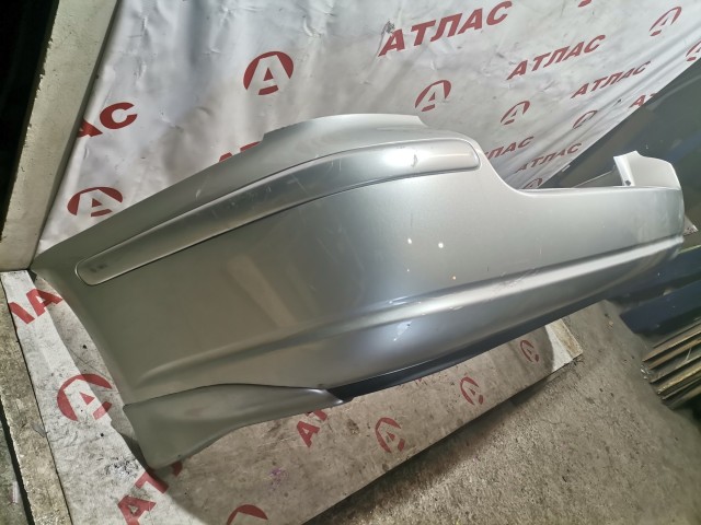 Бампер задний TOYOTA Avensis 