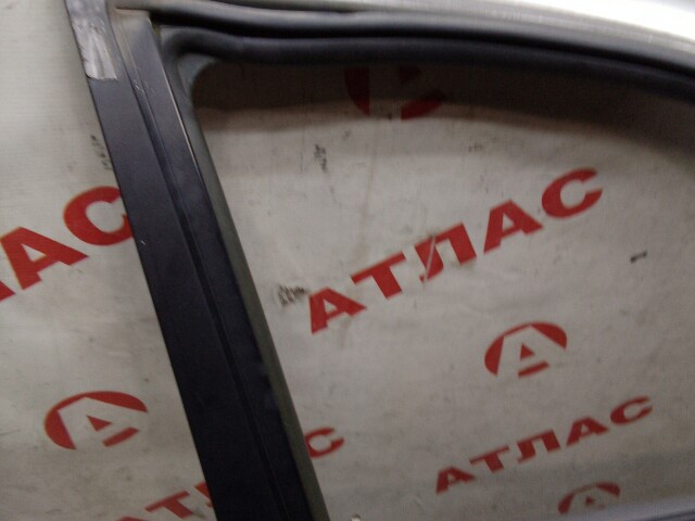 Дверь NISSAN Sunny 