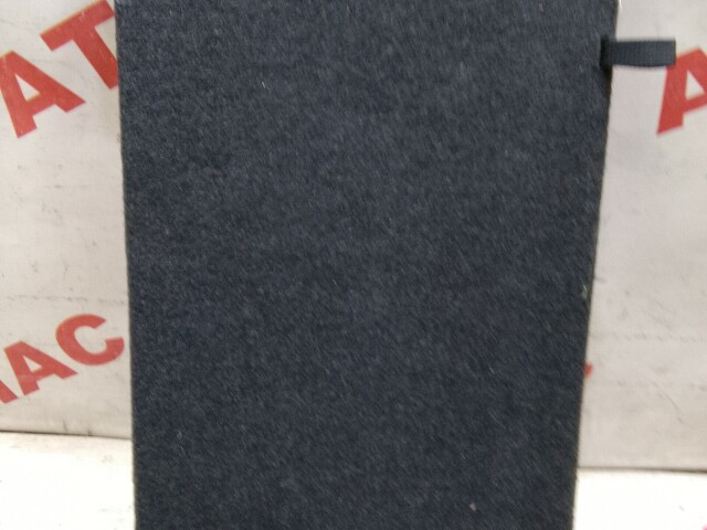 Обшивка багажника TOYOTA FunCargo 