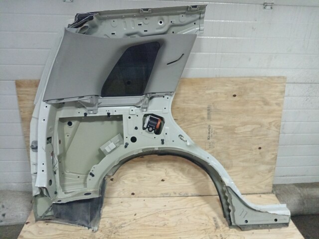 Крыло заднее SUZUKI Escudo 