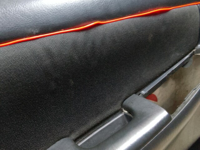 Обшивка двери TOYOTA Corolla 