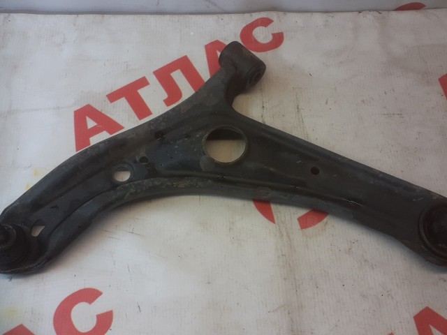 Рычаг TOYOTA Platz 