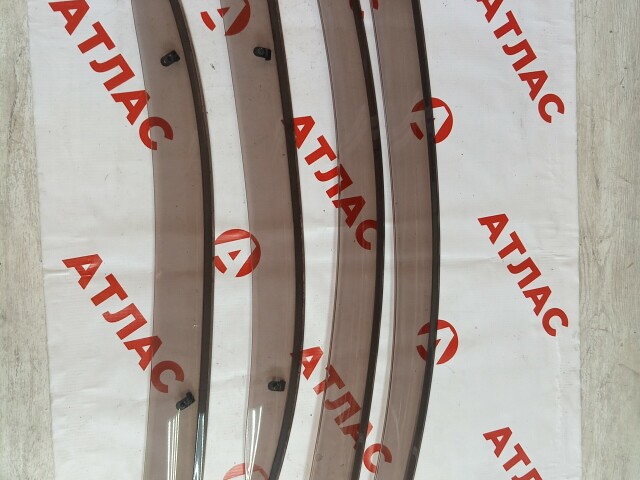 Ветровик TOYOTA Avensis 