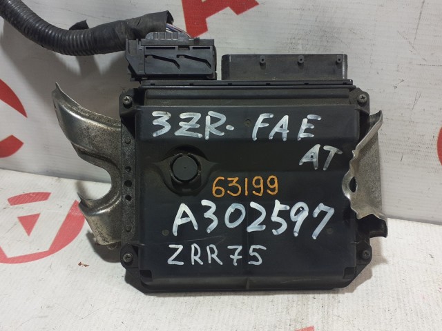 Компьютер TOYOTA Noah 3ZR-FAE