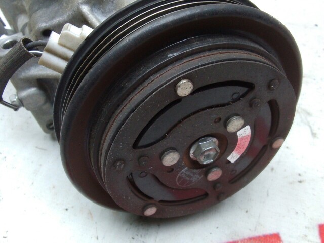 Компрессор кондиционера TOYOTA Corolla 1NZ-FE