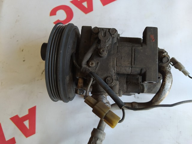 Компрессор кондиционера MAZDA Familia 