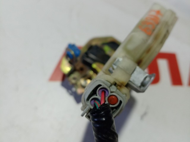 Замок двери NISSAN X-Trail 