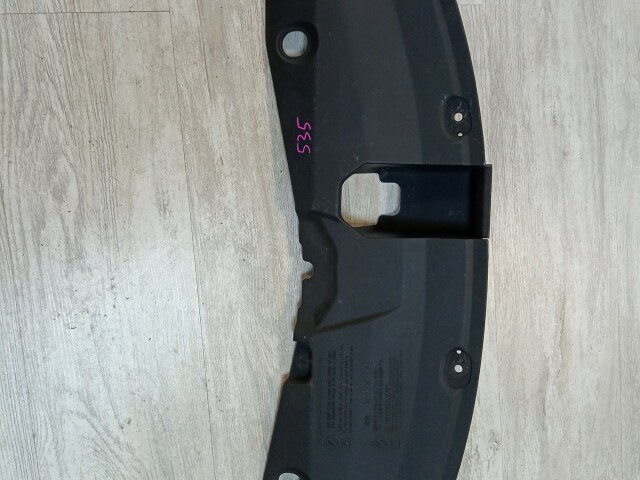 Накладка на радиатор TOYOTA Avensis 