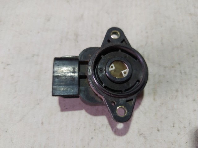 Датчик положения дроссельной заслонки TOYOTA Corolla 