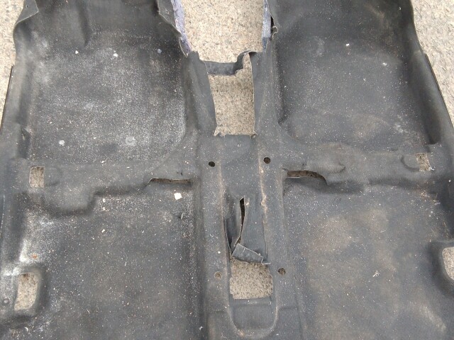 Напольное покрытие RENAULT Duster H4M