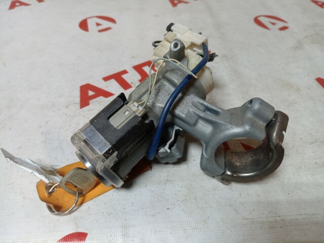 Замок зажигания TOYOTA Corolla 