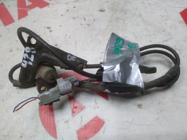 Датчик ABS TOYOTA Carina 