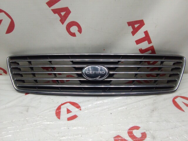 Решетка радиатора NISSAN Cefiro 