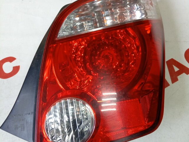 Стоп TOYOTA Ist 