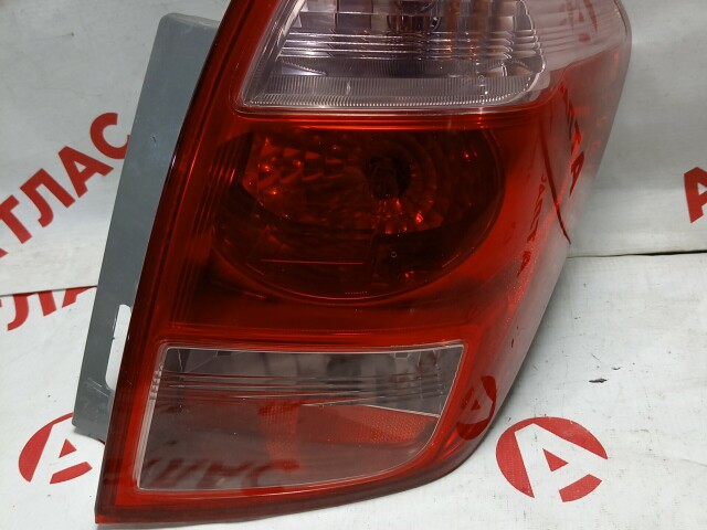 Стоп TOYOTA Ractis 