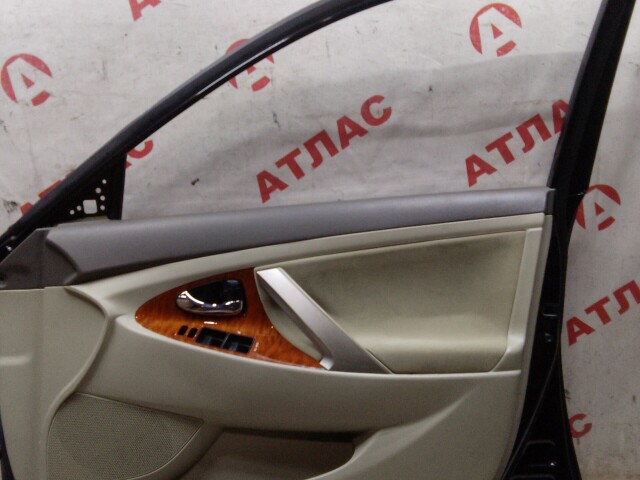 Дверь TOYOTA Camry 