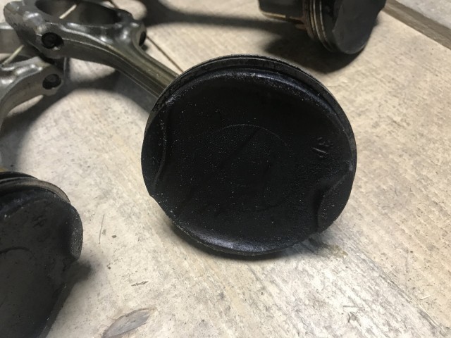 Поршень TOYOTA RAV4 3ZR-FE