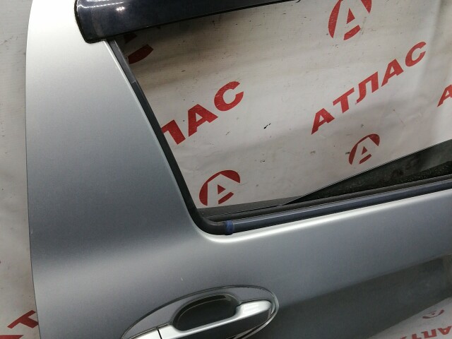 Дверь TOYOTA Vitz 