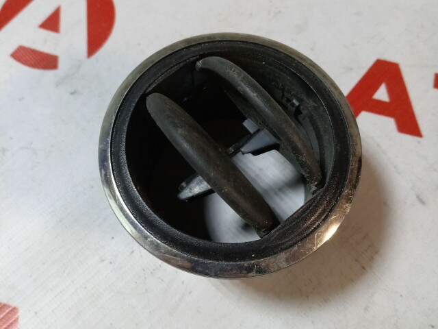 Решетка вентиляции салона RENAULT Duster 