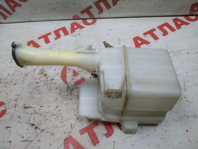 Бачок омывателя TOYOTA Corolla Fielder 