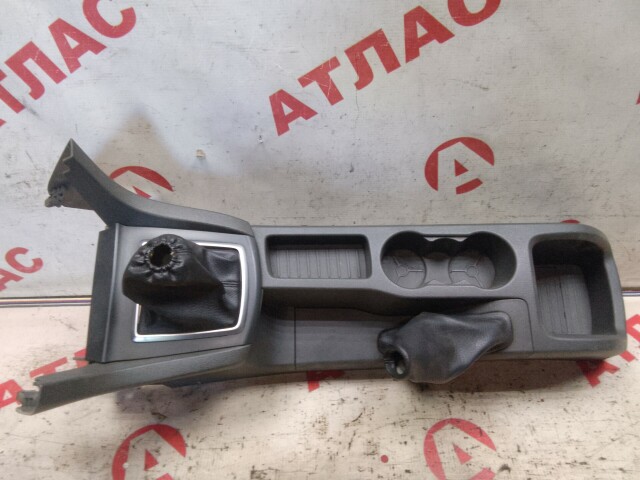 Консоль между сиденьями FORD Focus II 