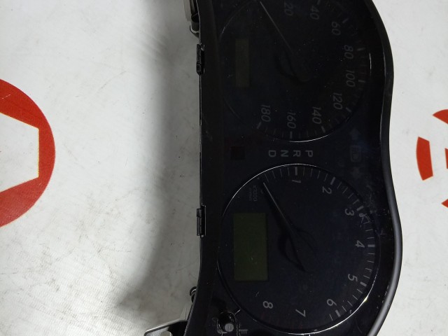 Щиток приборов TOYOTA Avensis 