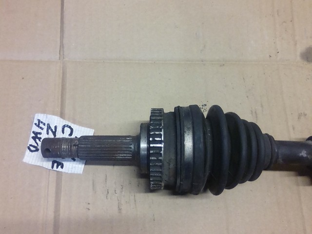 Привод короткий NISSAN Cube 