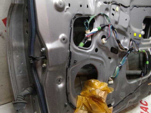 Дверь TOYOTA Vitz 