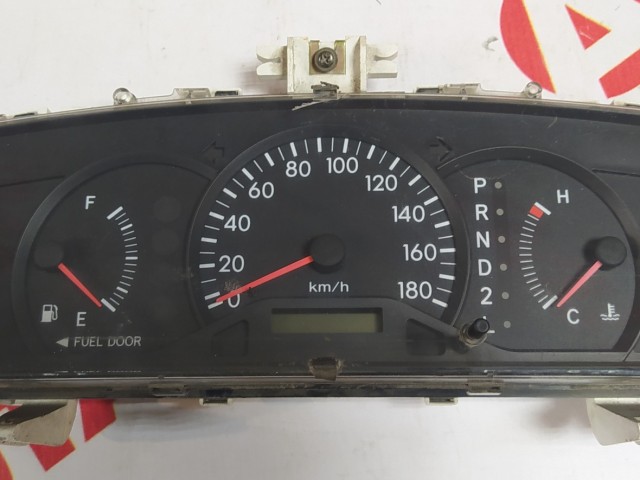 Щиток приборов TOYOTA Corolla 