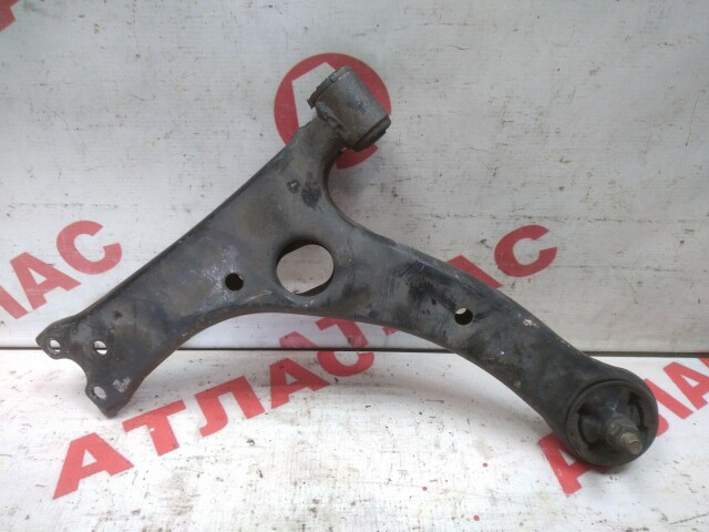 Рычаг TOYOTA Avensis 