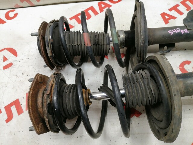 Стойка TOYOTA Camry 